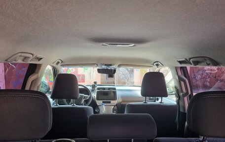 Toyota Land Cruiser Prado 150 рестайлинг 2, 2017 год, 4 250 000 рублей, 8 фотография