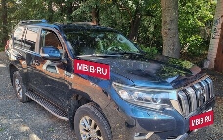 Toyota Land Cruiser Prado 150 рестайлинг 2, 2017 год, 4 250 000 рублей, 6 фотография