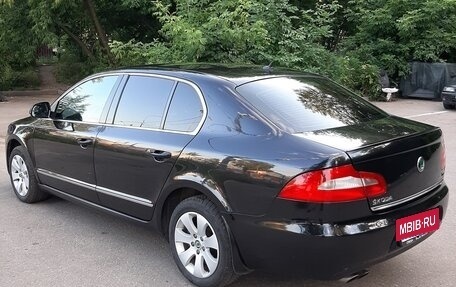 Skoda Superb III рестайлинг, 2011 год, 820 000 рублей, 3 фотография