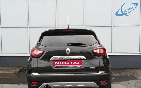 Renault Kaptur I рестайлинг, 2018 год, 1 399 000 рублей, 5 фотография