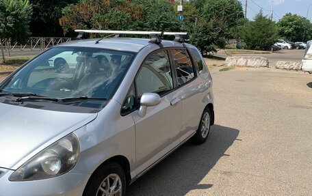 Honda Fit III, 2001 год, 350 000 рублей, 4 фотография