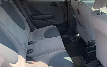 Honda Fit III, 2001 год, 350 000 рублей, 14 фотография