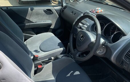Honda Fit III, 2001 год, 350 000 рублей, 13 фотография