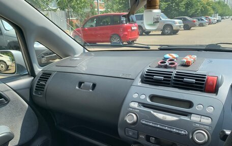 Honda Fit III, 2001 год, 350 000 рублей, 12 фотография