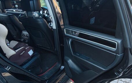 Volkswagen Touareg III, 2011 год, 2 100 000 рублей, 9 фотография
