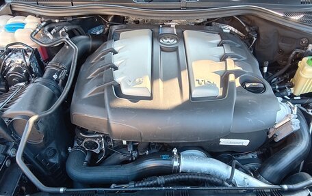 Volkswagen Touareg III, 2011 год, 2 100 000 рублей, 8 фотография