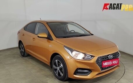 Hyundai Solaris II рестайлинг, 2018 год, 1 150 000 рублей, 3 фотография