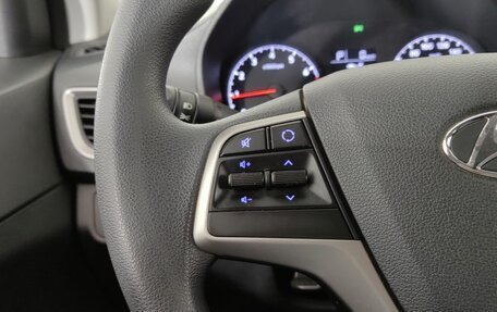 Hyundai Solaris II рестайлинг, 2018 год, 1 150 000 рублей, 12 фотография