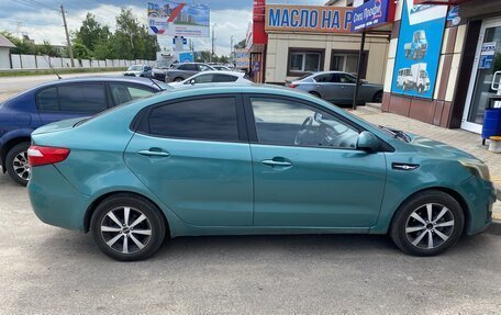 KIA Rio III рестайлинг, 2012 год, 492 000 рублей, 2 фотография