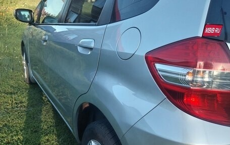 Honda Fit III, 2011 год, 915 000 рублей, 1 фотография