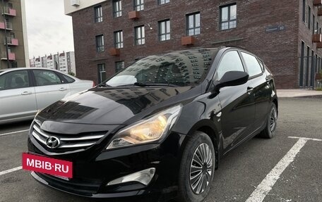 Hyundai Solaris II рестайлинг, 2015 год, 1 230 000 рублей, 5 фотография