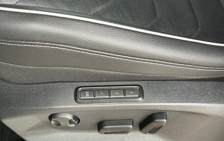 Volkswagen Tiguan II, 2021 год, 4 990 000 рублей, 29 фотография