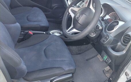 Honda Fit III, 2011 год, 915 000 рублей, 8 фотография