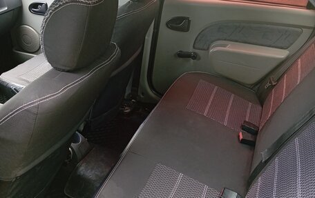 Renault Logan I, 2006 год, 220 000 рублей, 12 фотография