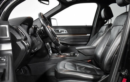 Ford Explorer VI, 2016 год, 2 800 000 рублей, 12 фотография