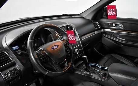 Ford Explorer VI, 2016 год, 2 800 000 рублей, 9 фотография