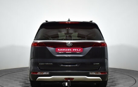 KIA Carnival, 2021 год, 3 750 000 рублей, 6 фотография