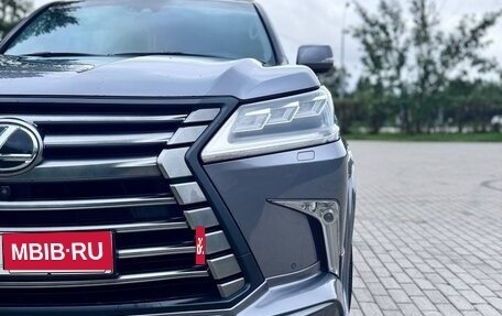 Lexus LX III, 2017 год, 6 600 000 рублей, 6 фотография