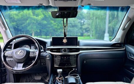 Lexus LX III, 2017 год, 6 600 000 рублей, 16 фотография