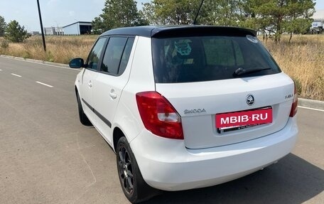 Skoda Fabia II, 2013 год, 700 000 рублей, 6 фотография