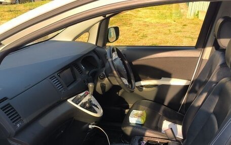 Toyota ISis I, 2012 год, 1 500 000 рублей, 5 фотография