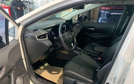 Toyota Corolla, 2021 год, 1 700 000 рублей, 10 фотография