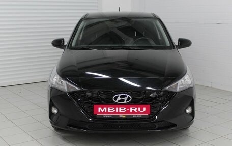 Hyundai Solaris II рестайлинг, 2022 год, 1 790 000 рублей, 2 фотография