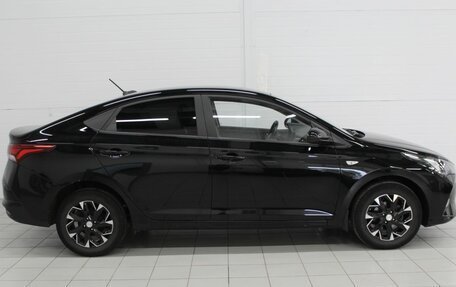 Hyundai Solaris II рестайлинг, 2022 год, 1 790 000 рублей, 5 фотография