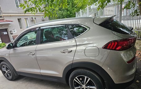 Hyundai Tucson III, 2020 год, 2 570 000 рублей, 2 фотография