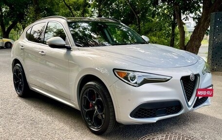 Alfa Romeo Stelvio, 2021 год, 3 900 000 рублей, 2 фотография