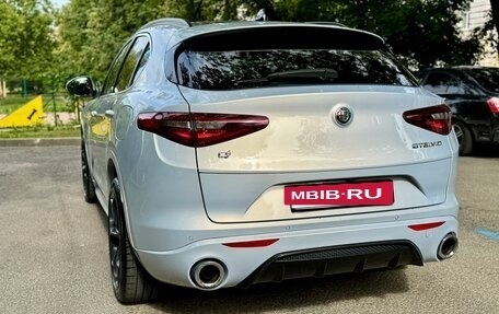 Alfa Romeo Stelvio, 2021 год, 3 900 000 рублей, 6 фотография