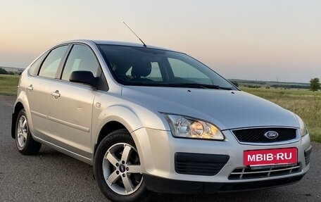 Ford Focus II рестайлинг, 2005 год, 410 000 рублей, 2 фотография