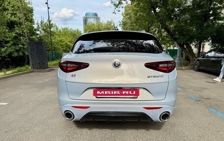 Alfa Romeo Stelvio, 2021 год, 3 900 000 рублей, 13 фотография