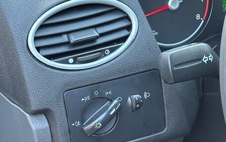 Ford Focus II рестайлинг, 2005 год, 410 000 рублей, 20 фотография