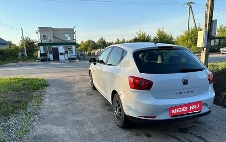 SEAT Ibiza IV рестайлинг 2, 2011 год, 570 000 рублей, 2 фотография