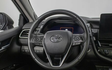 Toyota Camry, 2023 год, 3 970 000 рублей, 15 фотография