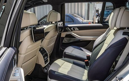 BMW X7, 2019 год, 7 900 000 рублей, 16 фотография