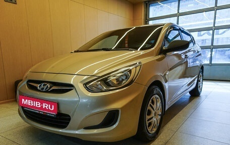 Hyundai Solaris II рестайлинг, 2012 год, 679 000 рублей, 4 фотография