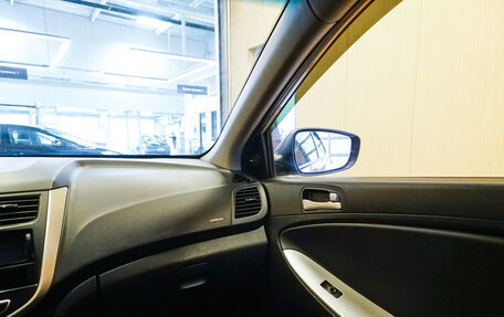 Hyundai Solaris II рестайлинг, 2012 год, 679 000 рублей, 17 фотография