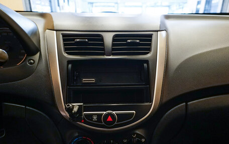 Hyundai Solaris II рестайлинг, 2012 год, 679 000 рублей, 13 фотография