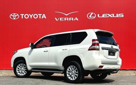 Toyota Land Cruiser Prado 150 рестайлинг 2, 2013 год, 2 890 000 рублей, 3 фотография