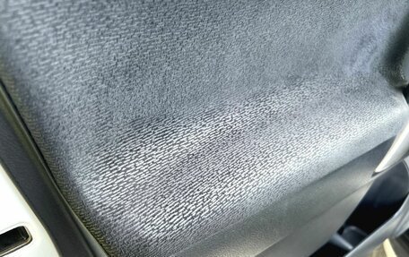 Toyota Land Cruiser Prado 150 рестайлинг 2, 2013 год, 2 890 000 рублей, 18 фотография