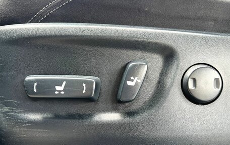 Toyota Land Cruiser Prado 150 рестайлинг 2, 2013 год, 2 890 000 рублей, 20 фотография
