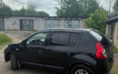 Renault Logan I, 2011 год, 375 000 рублей, 3 фотография