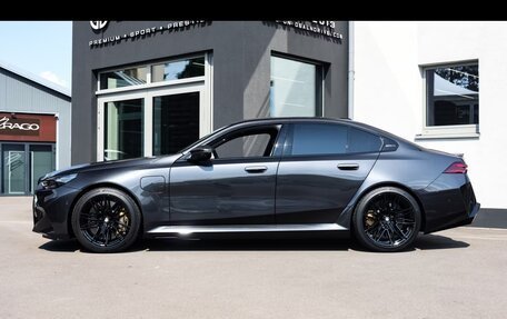 BMW M5, 2025 год, 20 700 000 рублей, 2 фотография