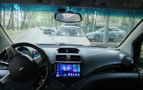 Chevrolet Spark III, 2013 год, 650 000 рублей, 3 фотография
