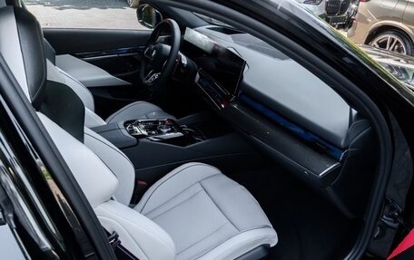 BMW M5, 2025 год, 20 400 000 рублей, 16 фотография