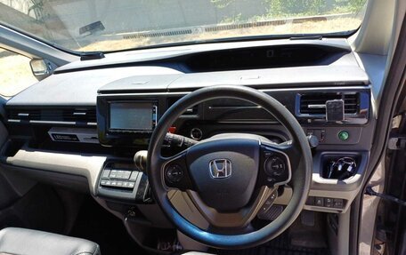 Honda Stepwgn IV, 2015 год, 1 650 000 рублей, 18 фотография