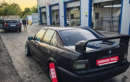 BMW 3 серия, 1991 год, 350 000 рублей, 6 фотография