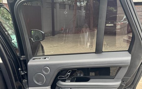 Land Rover Range Rover IV рестайлинг, 2018 год, 7 150 000 рублей, 8 фотография